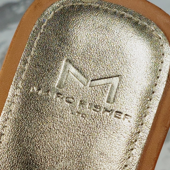 New Marc Fisher LTD Reanna Gold Leather Braided Flat Sandal X71 - Picture 9 of 11
